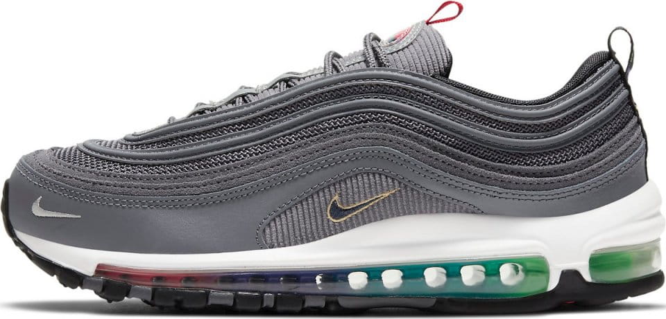 nike blazer low sacai brown