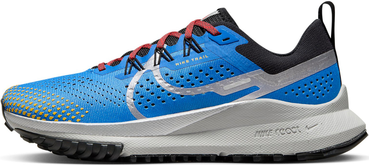 Chaussures de Nike Pegasus Trail 4