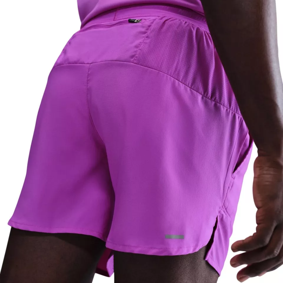 Σορτς Nike Stride 5inch