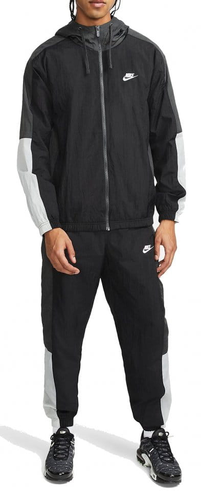 Trening Nike Essentials