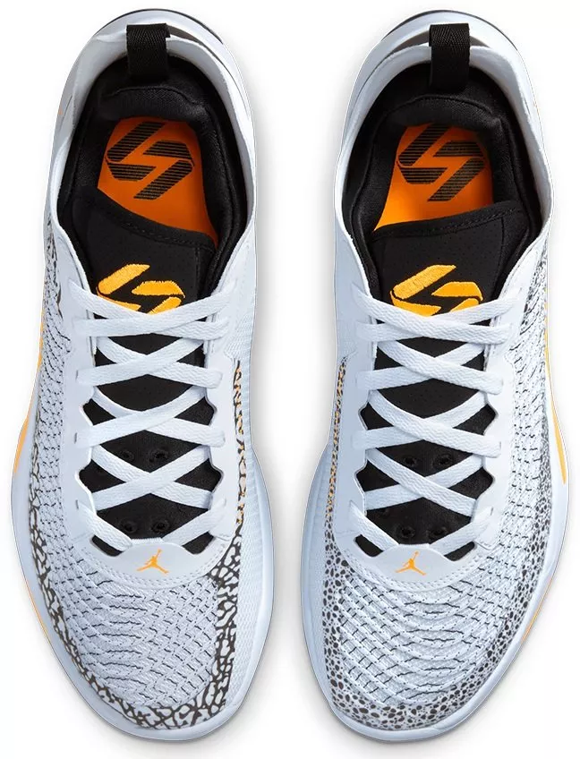 Παπούτσια μπάσκετ Jordan Luka 1