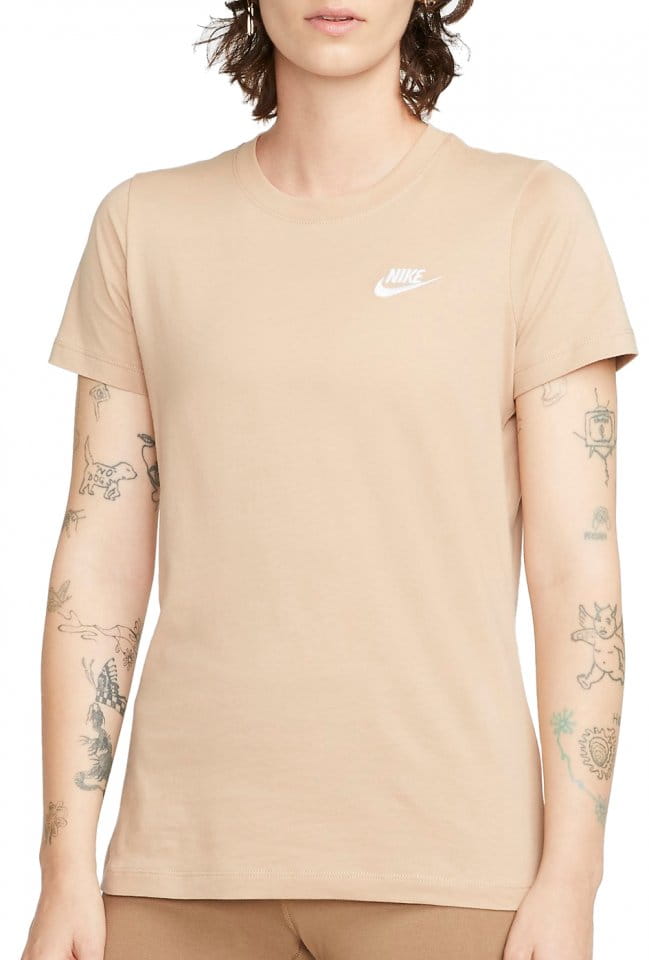 beige nike t shirt