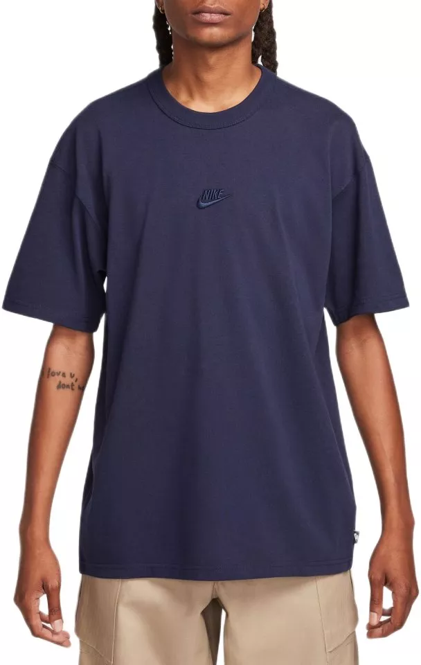 Nike Premium Essentials T-Shirt