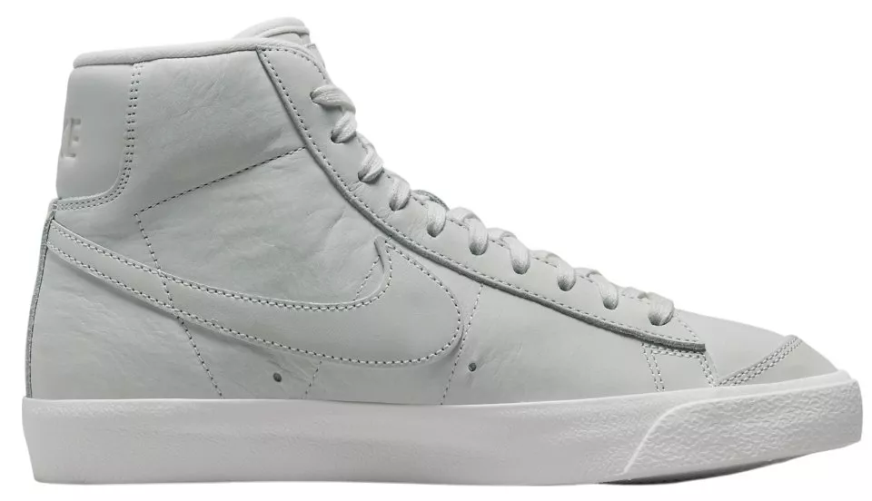 Nike Blazer Mid '77 LX