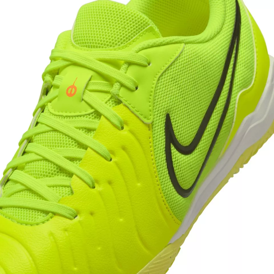 Dvoranski čevlji Nike LEGEND 10 ACADEMY IC