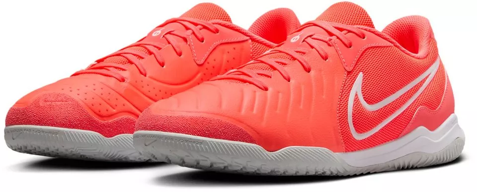 Sálovky Nike LEGEND 10 ACADEMY IC