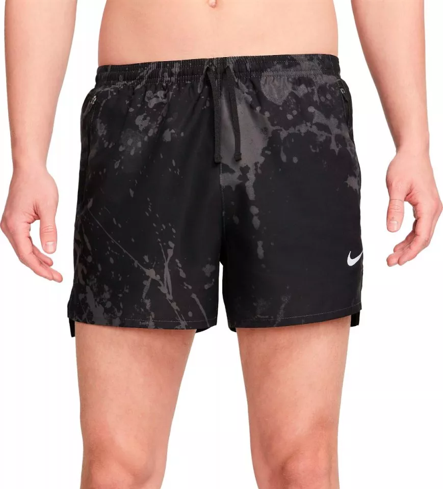 Nike Dri-FIT Run Division Stride Men s 4
