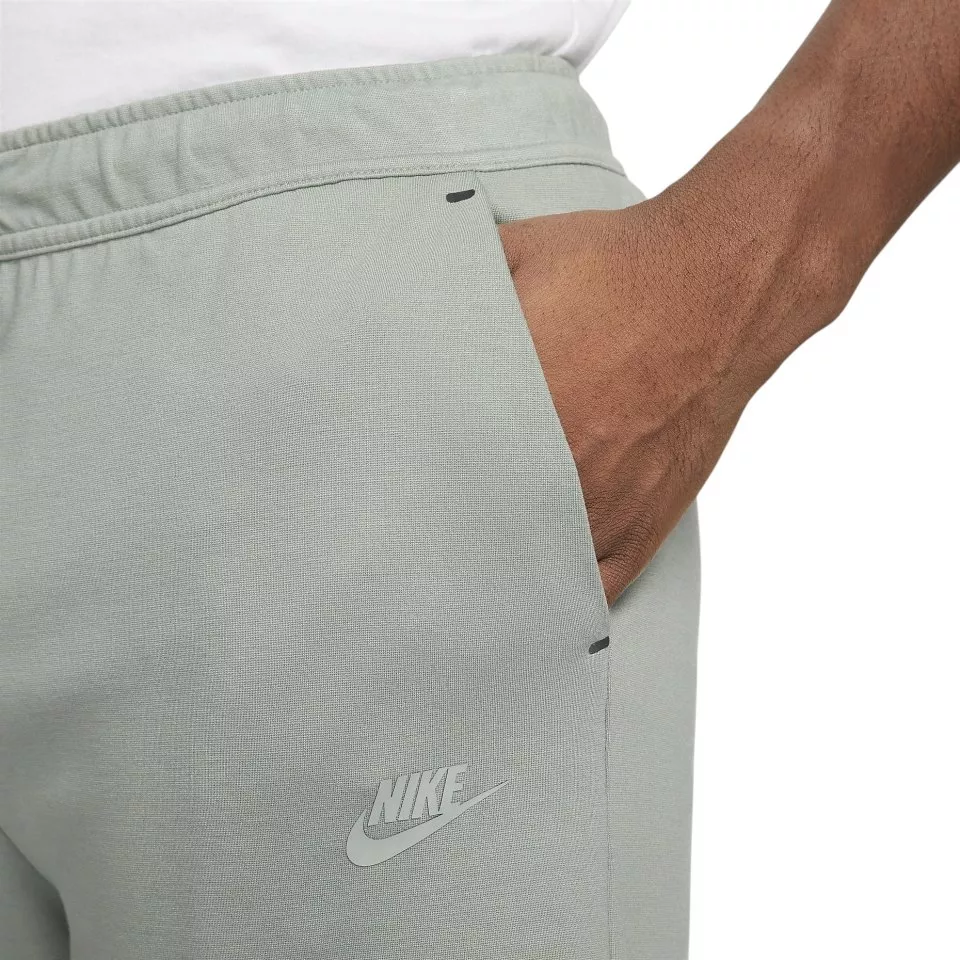 Pánské kraťasy Nike Sportswear Tech Fleece Lightweight