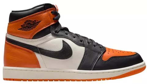 Air Jordan 1 Retro OG Sneaker