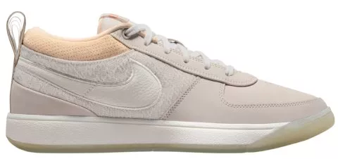 Book 1 shoe