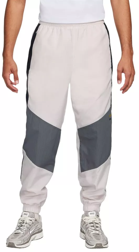 Nike pants sportscene best sale