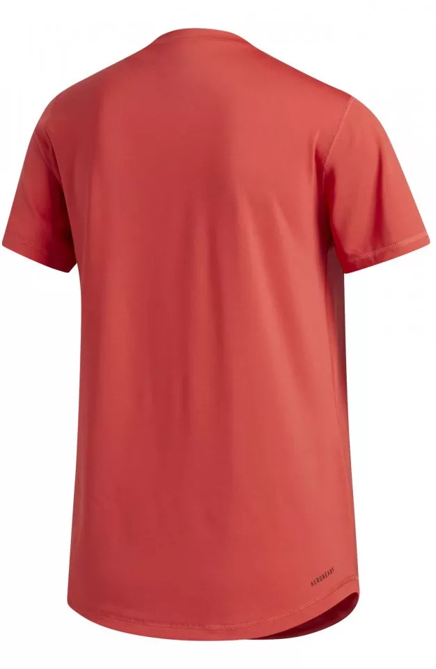 Majica adidas Sportswear Tech Badge of Sport