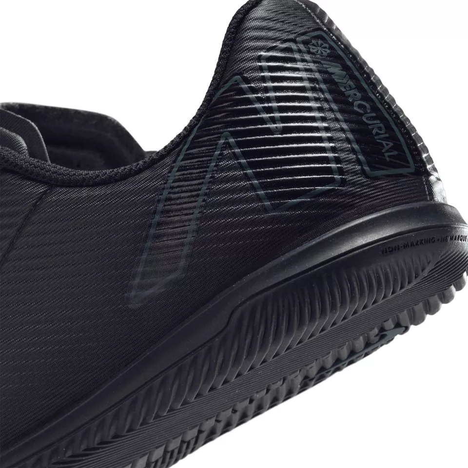 Nike JR VAPOR 16 CLUB IC Beltéri focicipő