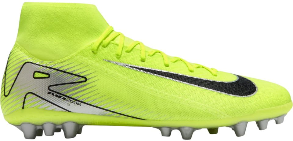 Football shoes 11teamsports.ie