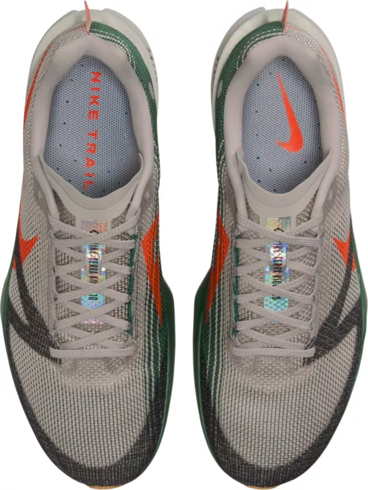 Обувки за естествен терен Nike Kiger 10