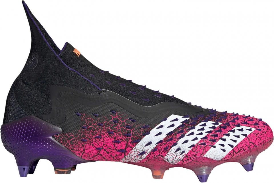 Buty piłkarskie adidas PREDATOR FREAK + SG