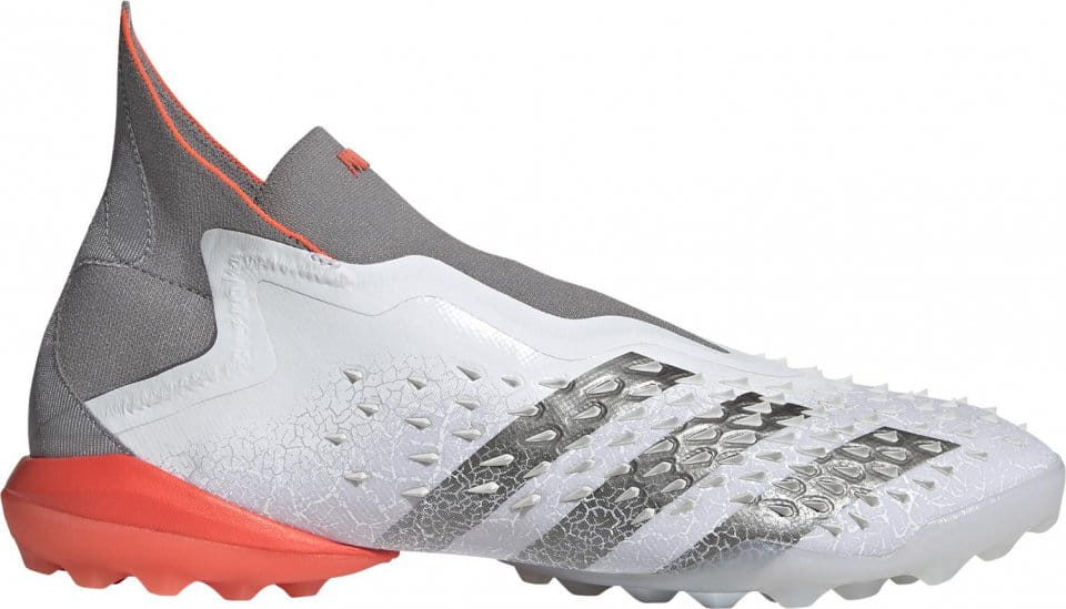 Ghete de fotbal adidas PREDATOR FREAK + TF