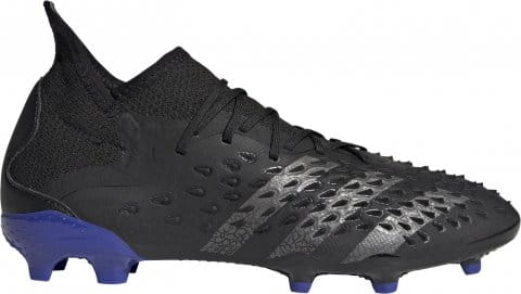 PREDATOR FREAK .1 FG J