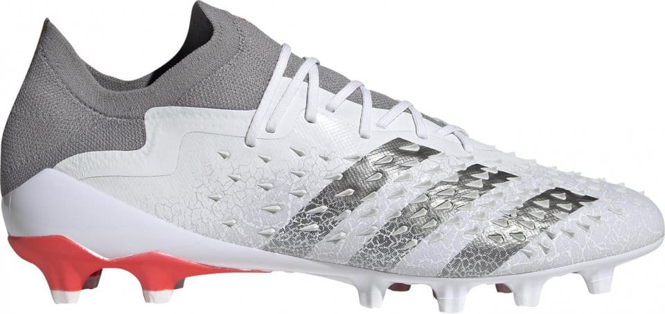 Buty piłkarskie adidas PREDATOR FREAK .1 L AG