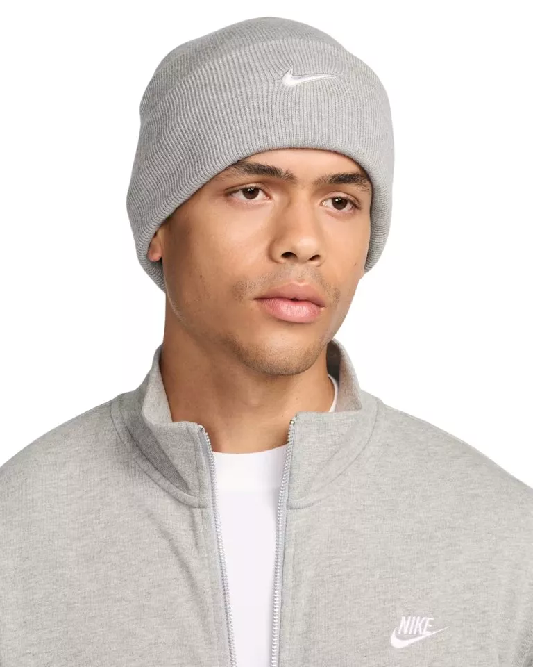 Caciula Nike Swoosh Peak Beanie