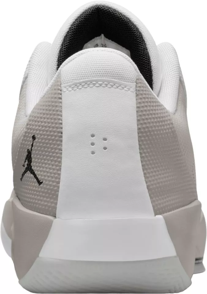 Košarkarski copati Jordan Luka .77 Shoe