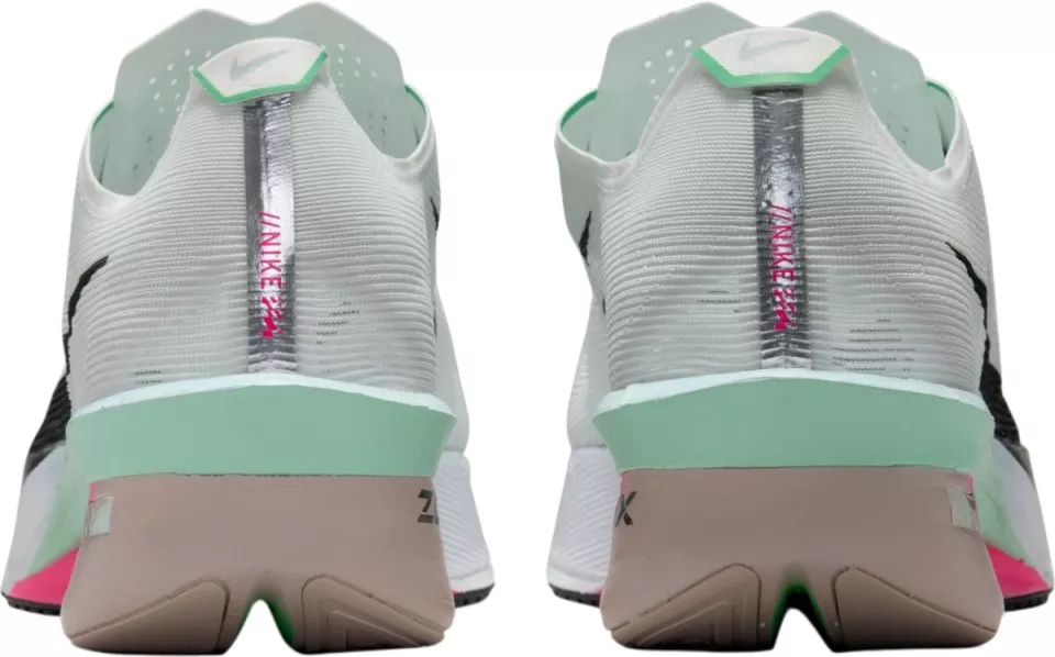 Pantofi de alergare Nike Vaporfly 4