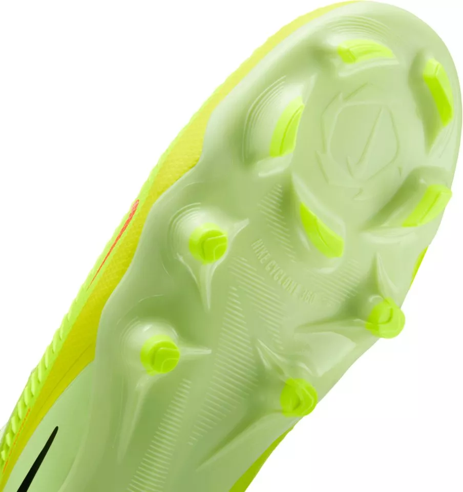 Kopačky na pevný povrch Nike Phantom 6 Low Pro FG
