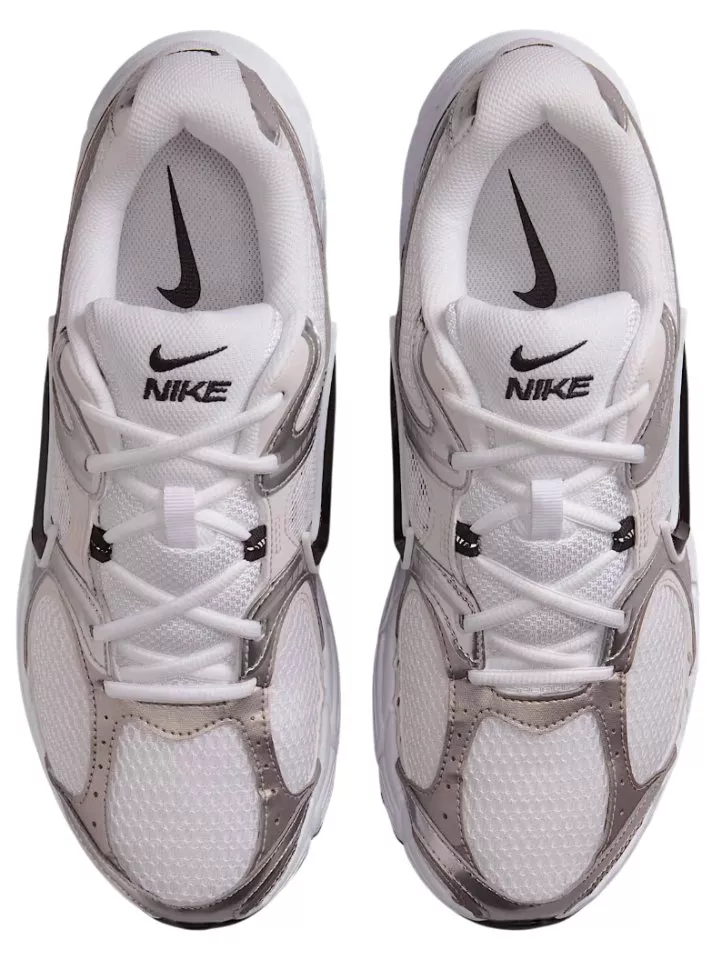 Обувки Nike V5 RNR Shoe