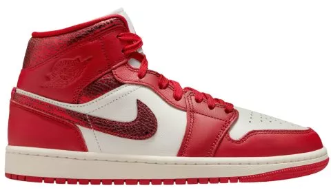 Jordan Air 1 Mid SE Sneaker Women