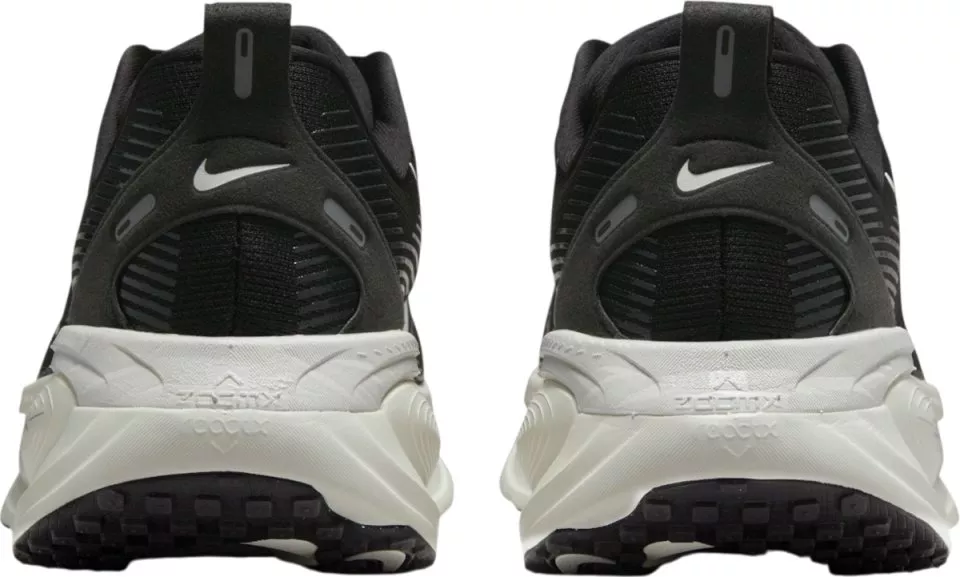 Παπούτσια για τρέξιμο Nike Vomero 18
