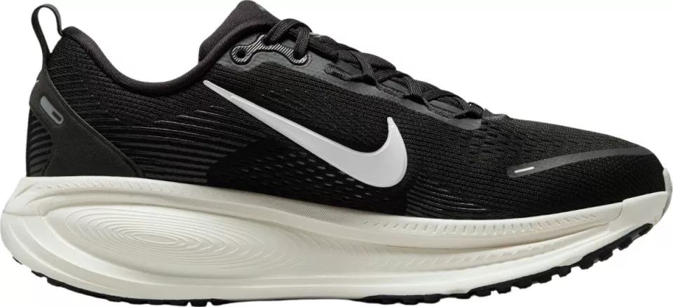 Juoksukengät Nike Vomero 18