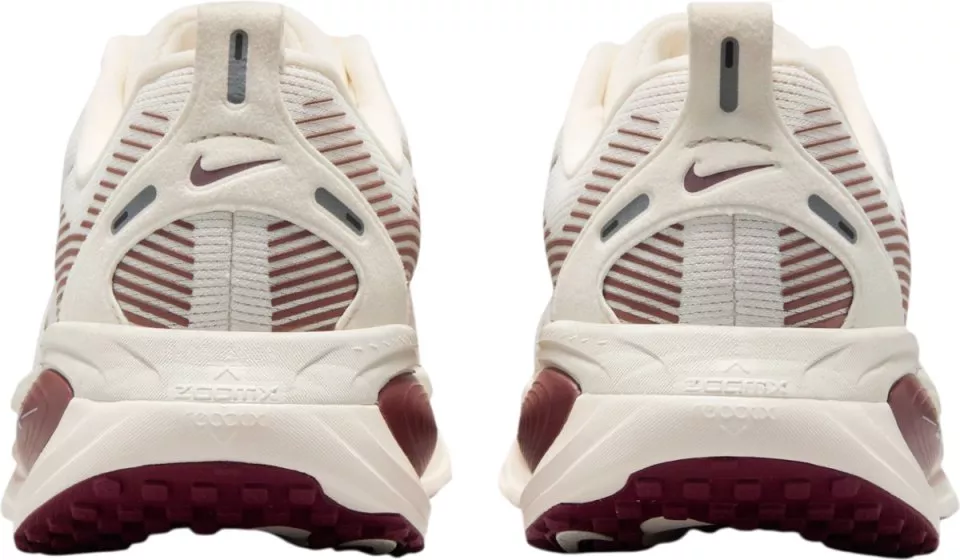 Juoksukengät Nike Vomero 18