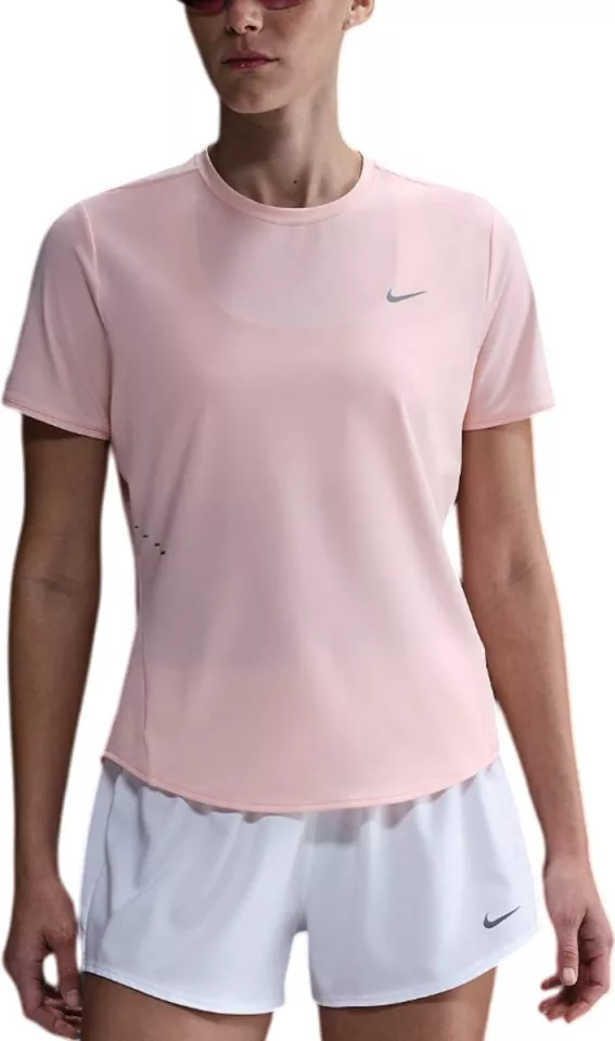 T-shirt Nike Swift