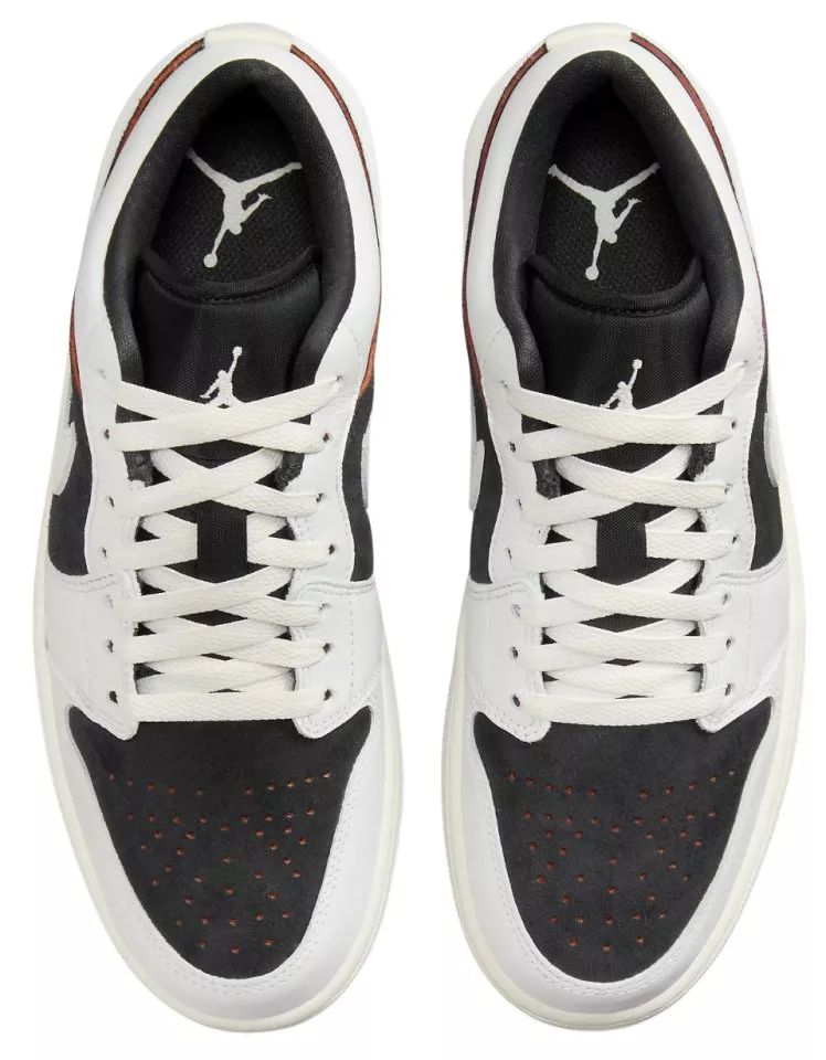 Obuwie Nike AIR JORDAN 1 LOW Q54