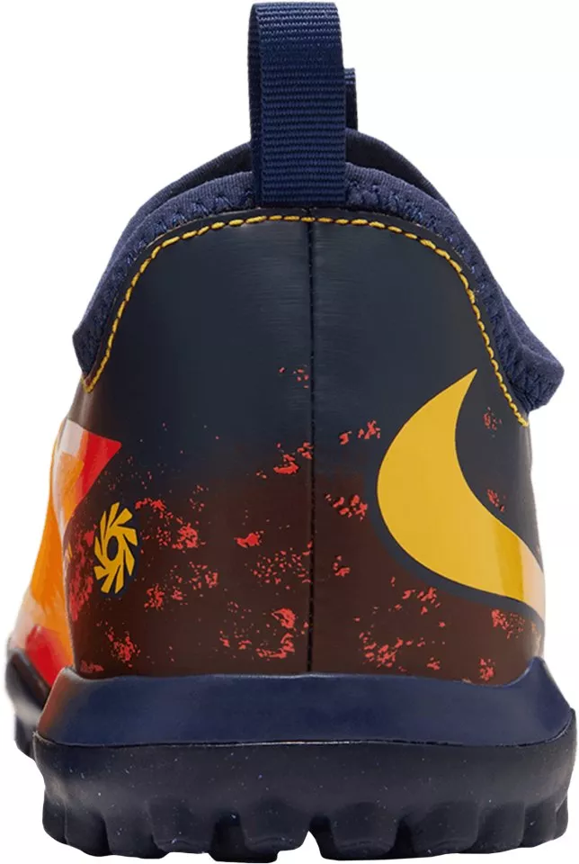 Ghete de fotbal Nike Phantom 6 Low Academy 