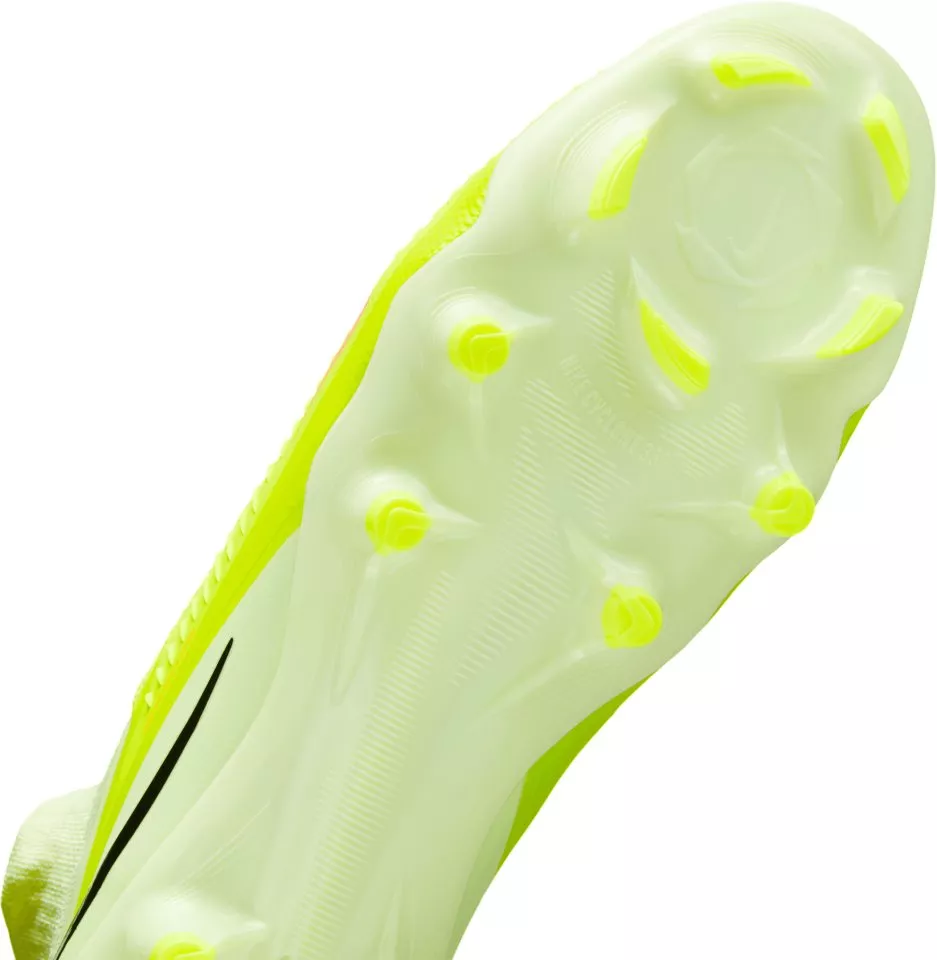 Kopačky na pevný povrch Nike Phantom 6 High Pro FG