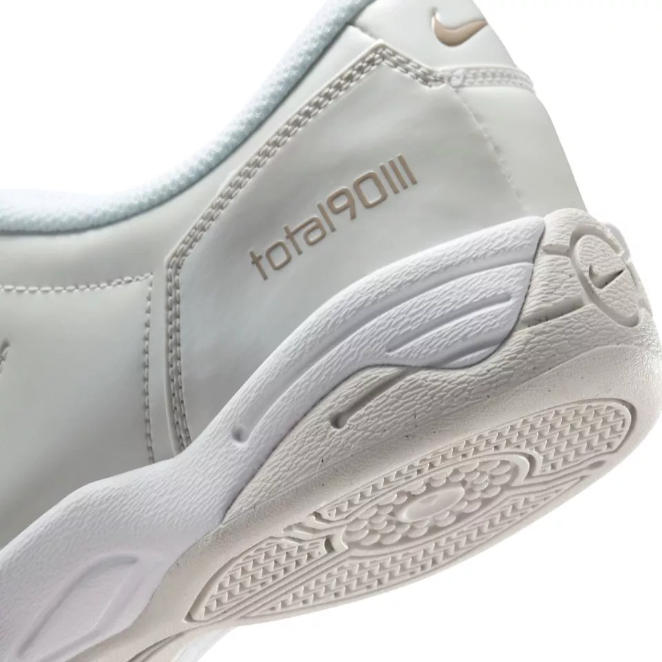 Παπούτσια Nike Total 90