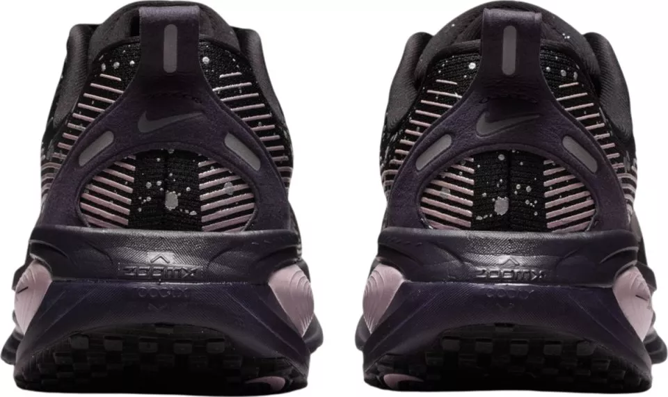 Running shoes Nike Vomero 18 SE - Top4Running.com