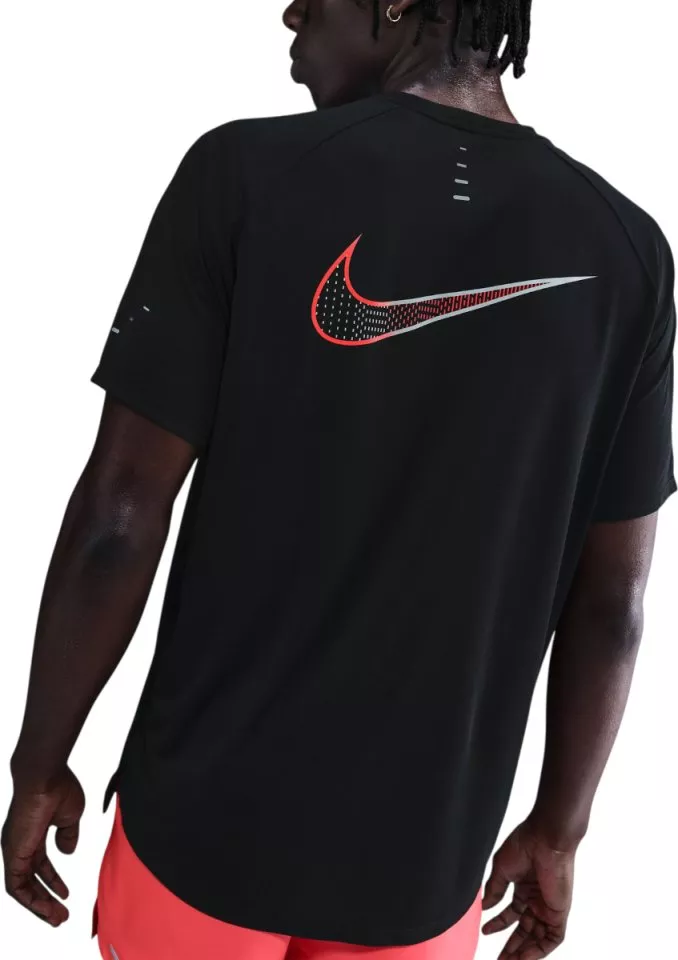Pánské běžecké tričko s krátkým rukávem Nike Stride