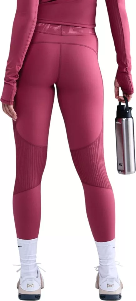 Nike Pro High-Waisted Leggings