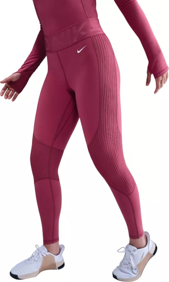 Nike Pro High-Waisted Leggings