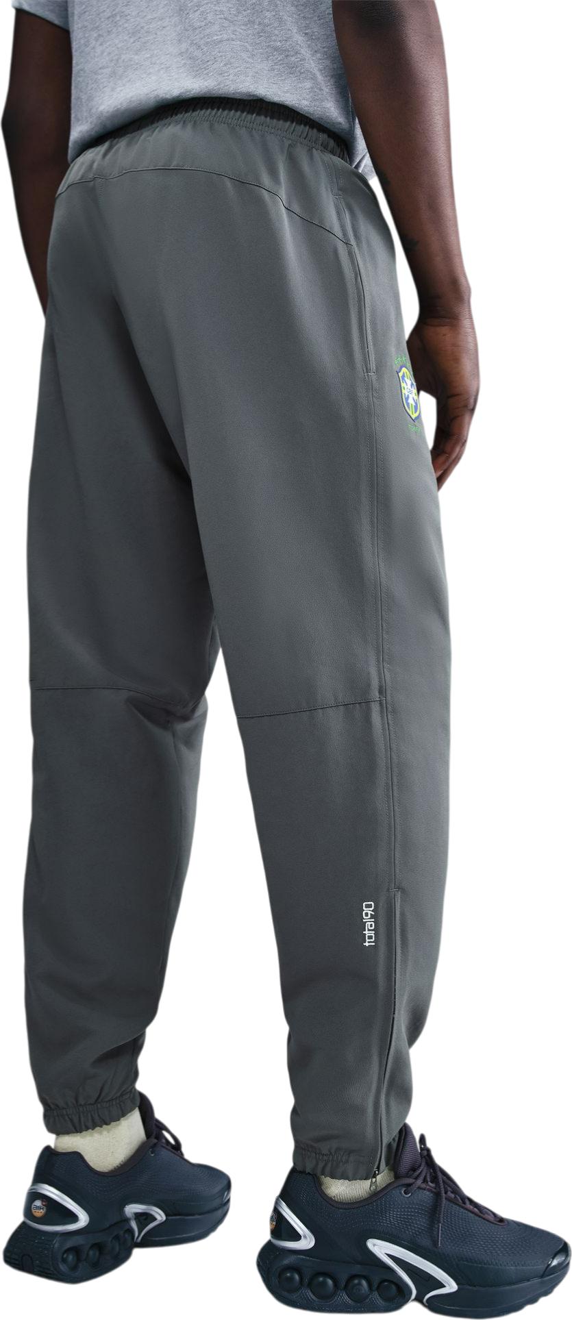 Nohavice Nike CBF M NK REISSUE TRK PANT