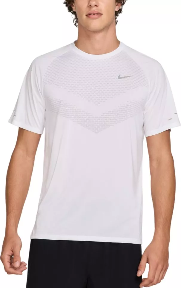 Тениска Nike Stride