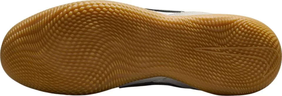 Sálovky Nike Streetgato IN