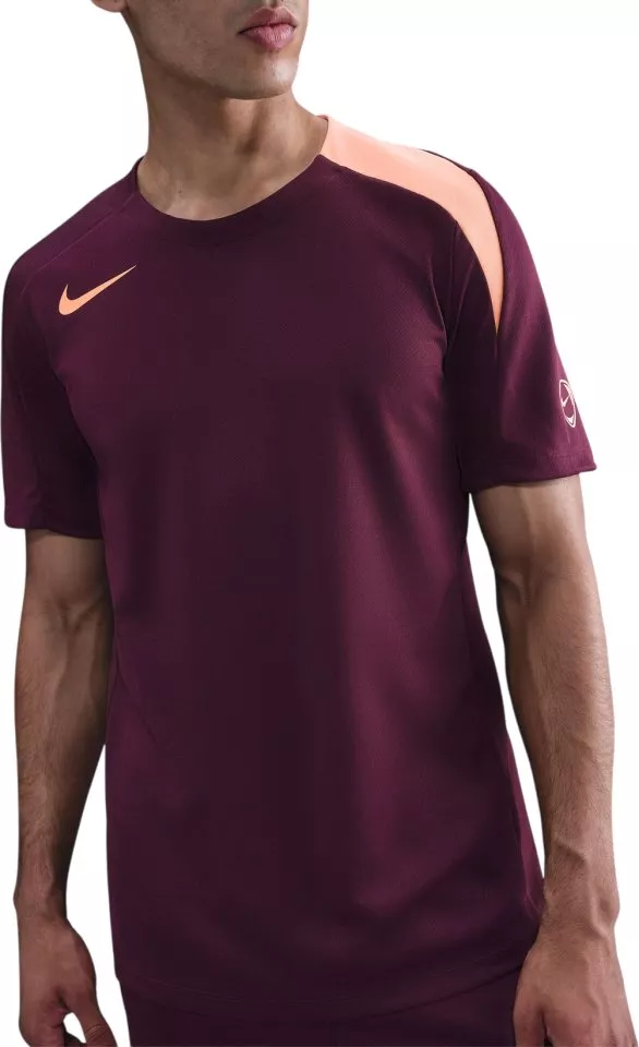 T-shirt Nike Dri-FIT Strike Total 90 Training Shirt