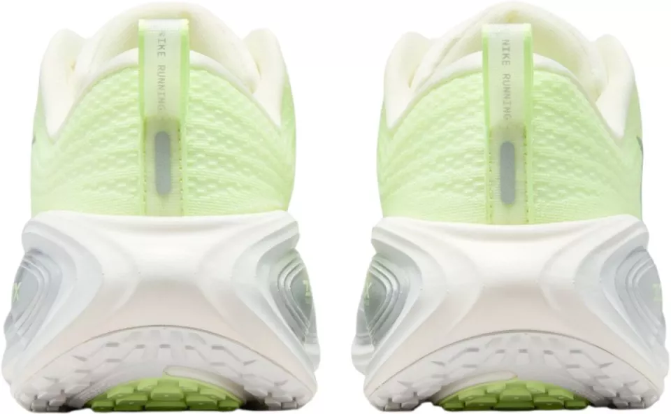 Tekaški copati Nike Vomero Plus