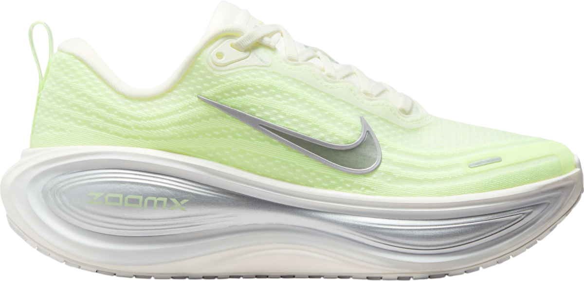 Tekaški copati Nike Vomero Plus