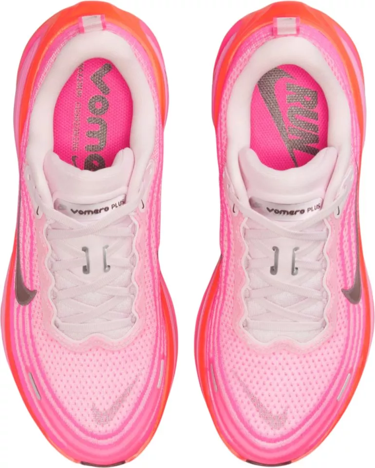 Nike Vomero Plus Futócipő