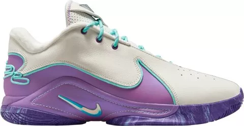 LeBron XXII Mogul shoe