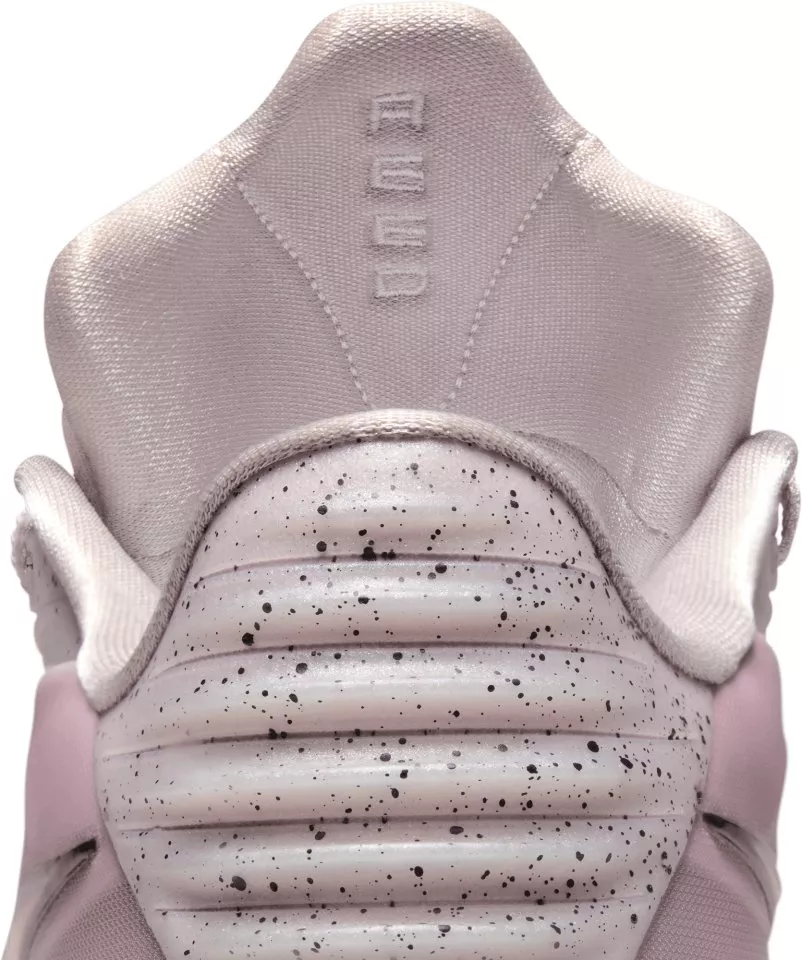 Košarkarski copati Nike G.T Cut 3 Turbo Shoe